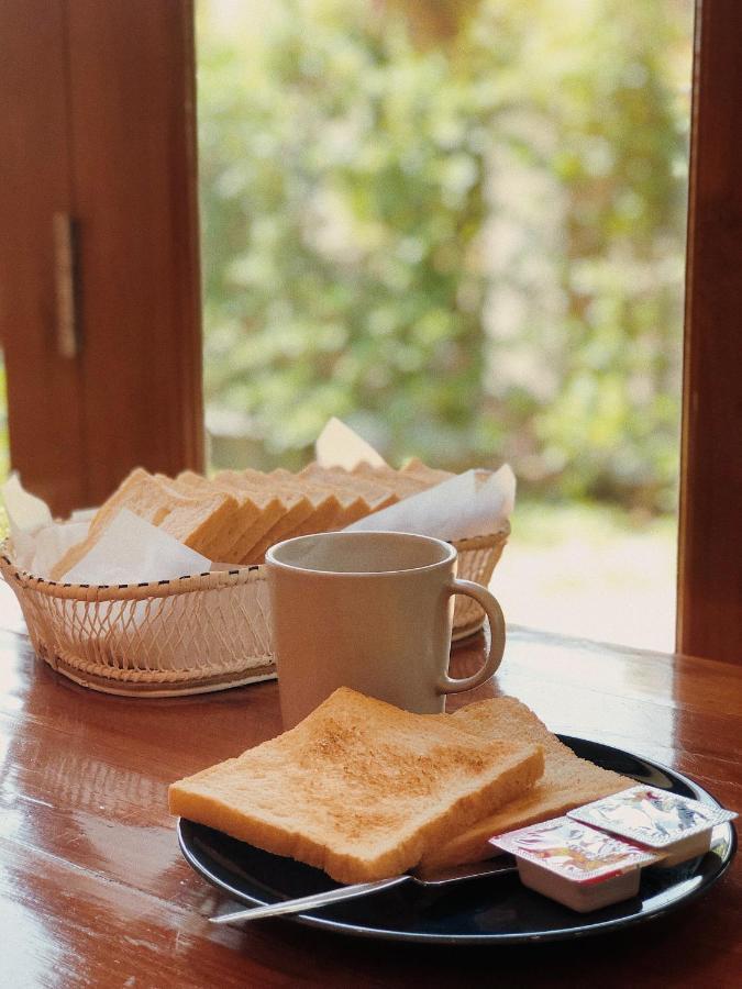 The Cozy Hotel Phetchaburi Extérieur photo
